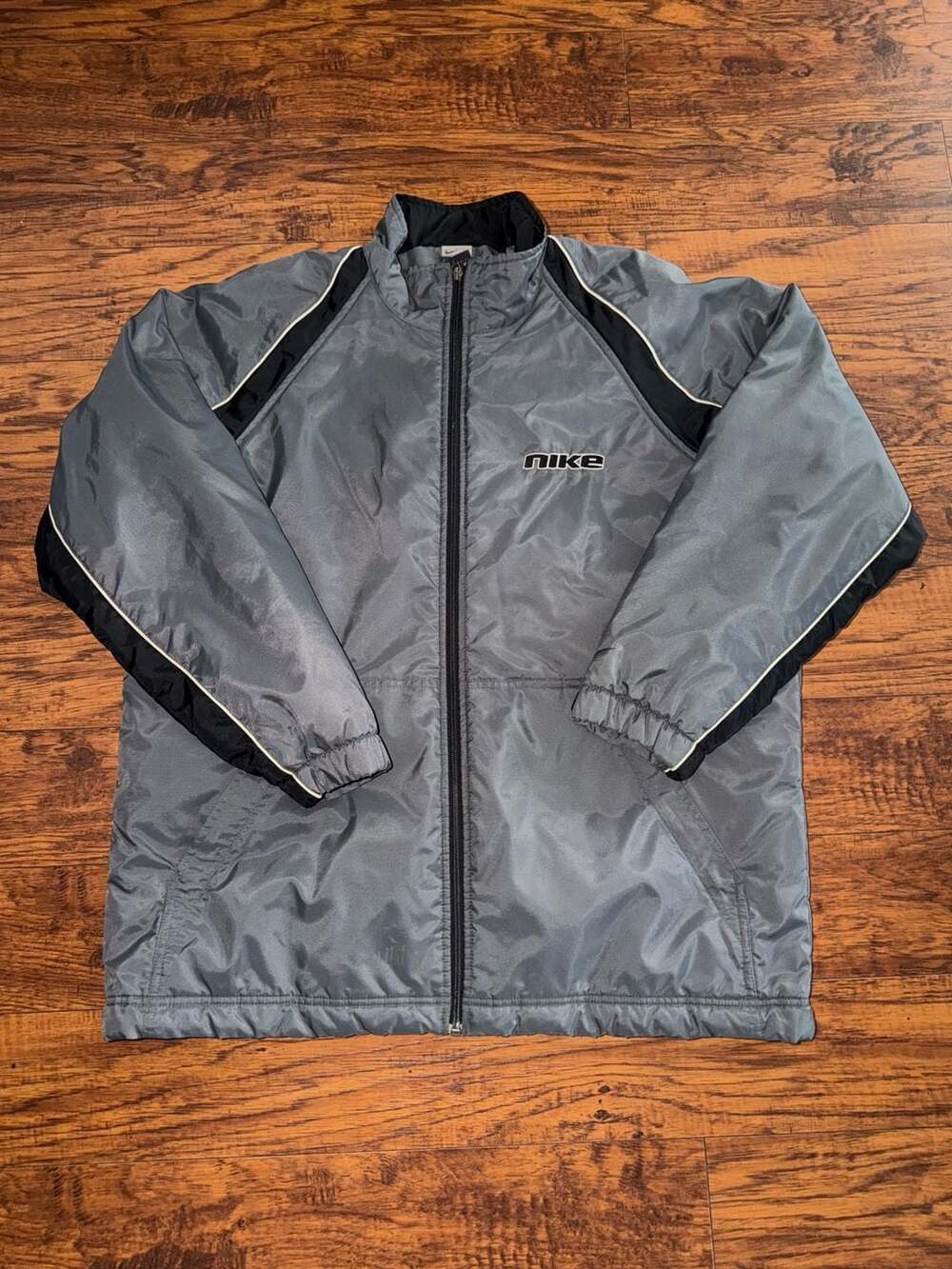 Vintage Nike Gray Winter Full Zip Jacket Coat with Black and White Trim